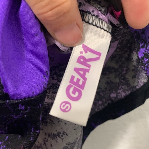 Vintage Gear 1 80s Print Cropped Tank Top - Picture 4 of 7